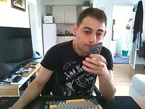 Snapshot of mihaimichael chatting on 29, 6, 2026 mihaimichael online show from 29, 6, 2026