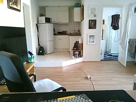 Snapshot of mihaimichael chatting on 11, 7, 2026 mihaimichael online show from 11, 7, 2026