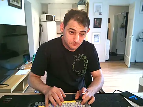 Snapshot of mihaimichael chatting on 19, 7, 2026 mihaimichael online show from 19, 7, 2026