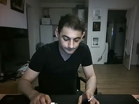 Snapshot of mihaimichael chatting on 28, 7, 2026 mihaimichael online show from 28, 7, 2026