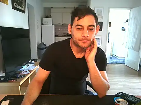 Snapshot of mihaimichael chatting on 29, 7, 2026 mihaimichael online show from 29, 7, 2026