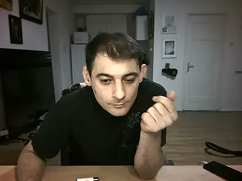 Snapshot of mihaimichael chatting on 5, 8, 2026 mihaimichael online show from 5, 8, 2026