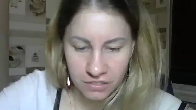 TherestlessKitty online show from 21, 11, 2025