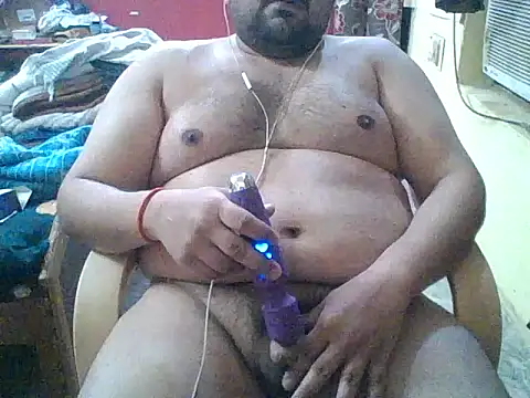ARYANAVAILABLE online show from 18, 5, 2026