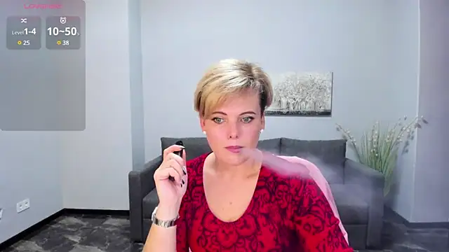 Julia Wilsone online show from 19, 1, 2025