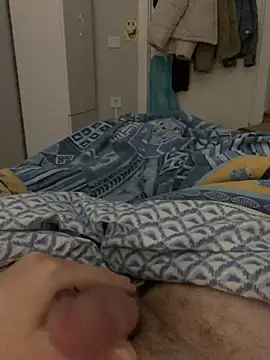 Erenn34 online show from 4, 12, 2025