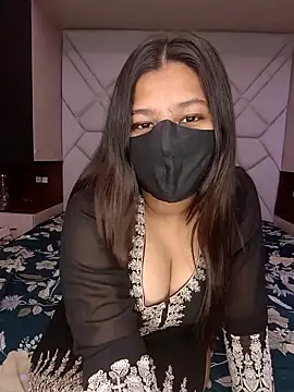 Snapshot of GFndBF chatting on 30, 10, 2025 GFndBF online show from 30, 10, 2025