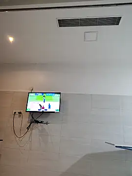 hairy gun online show from 2, 3, 2025