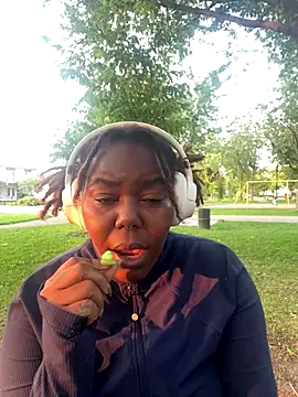 Snapshot of Goddess_Nafeesha chatting on 9, 9, 2025 Goddess Nafeesha online show from 9, 9, 2025