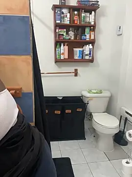 Snapshot of Goddess_Nafeesha chatting on 7, 10, 2025 Goddess Nafeesha online show from 7, 10, 2025