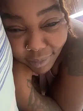 Snapshot of Goddess_Nafeesha chatting on 12, 10, 2025 Goddess Nafeesha online show from 12, 10, 2025