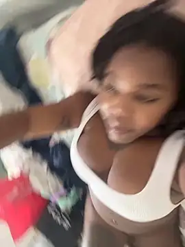 Snapshot of Goddess_Nafeesha chatting on 22, 11, 2025 Goddess Nafeesha online show from 22, 11, 2025