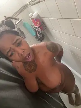 Snapshot of Goddess_Nafeesha chatting on 25, 11, 2025 Goddess Nafeesha online show from 25, 11, 2025