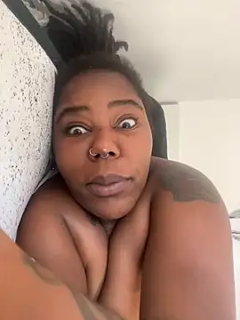 Snapshot of Goddess_Nafeesha chatting on 5, 12, 2025 Goddess Nafeesha online show from 5, 12, 2025