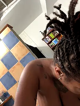 Snapshot of Goddess_Nafeesha chatting on 22, 12, 2025 Goddess Nafeesha online show from 22, 12, 2025