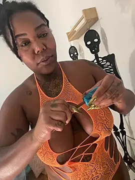 Snapshot of Goddess_Nafeesha chatting on 8, 1, 2026 Goddess Nafeesha online show from 8, 1, 2026