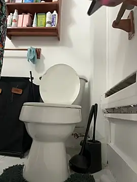 Snapshot of Goddess_Nafeesha chatting on 8, 2, 2026 Goddess Nafeesha online show from 8, 2, 2026