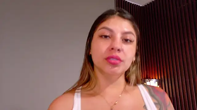 Snapshot of kaia_cooper4 chatting on 6, 1, 2025 kaia cooper4 online show from 6, 1, 2025