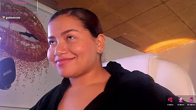Snapshot of loly_marce chatting on 19, 3, 2025 loly marce online show from 19, 3, 2025