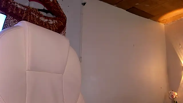 Snapshot of loly_marce chatting on 22, 3, 2025 loly marce online show from 22, 3, 2025