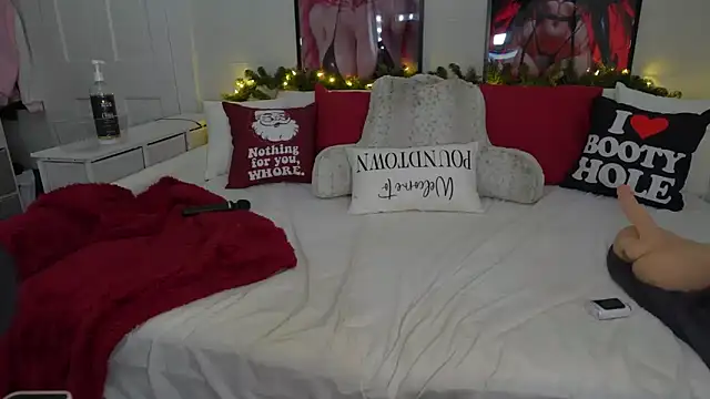 Snapshot of emmagray001 chatting on 23, 11, 2025 emmagray001 online show from 23, 11, 2025