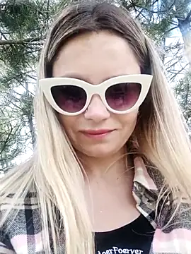 SweetCupcaks online show from 28, 5, 2026