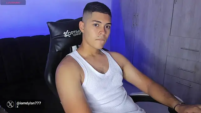 Iamdylan777 online show from 11, 2, 2025