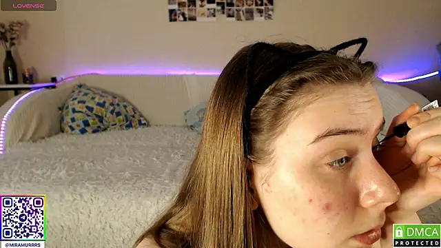 MurrrWorren online show from 28, 2, 2025