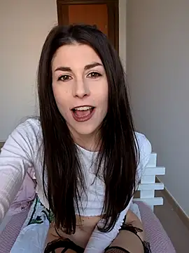 Snapshot of Aisha_Moretti chatting on 22, 2, 2026 Aisha Moretti online show from 22, 2, 2026