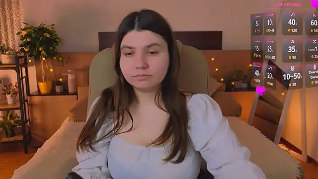 Viola  Shy online show from 6, 5, 2026