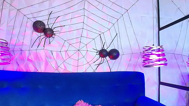 Snapshot of sarah_banks1 chatting on 15, 12, 2025 sarah banks1 online show from 15, 12, 2025