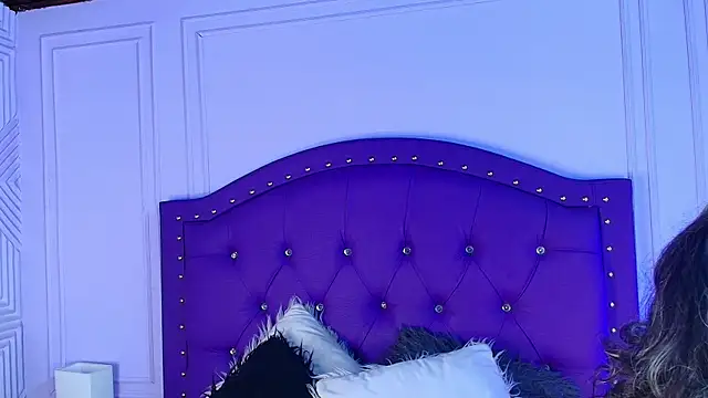 Snapshot of sarah_banks1 chatting on 2, 7, 2026 sarah banks1 online show from 2, 7, 2026