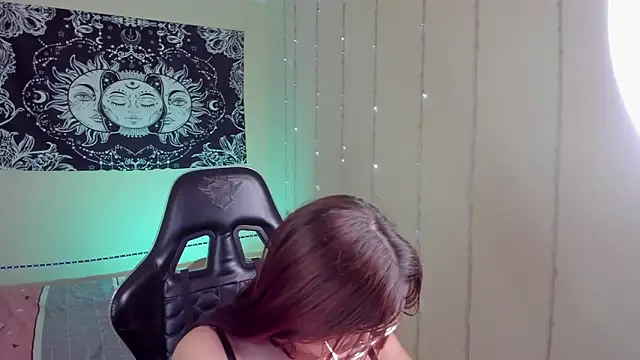 Fernanda   online show from 24, 6, 2026