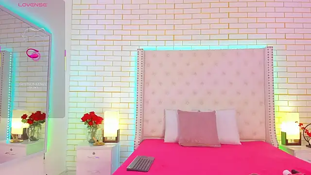 Snapshot of Coco_Balenciaga_ chatting on 4, 8, 2026 Coco Balenciaga online show from 4, 8, 2026