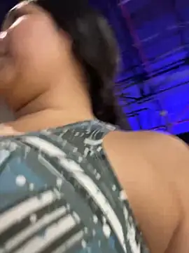 Pretty Isadora online show from 17, 12, 2024