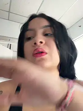 Pretty Isadora online show from 30, 12, 2024