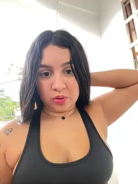 Pretty Isadora online show from 7, 1, 2025