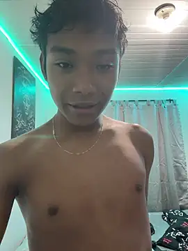 Snapshot of alejo_cute chatting on 15, 5, 2026 alejo cute online show from 15, 5, 2026