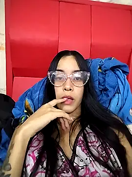 The-quee22 online show from 9, 9, 2025