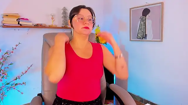 Chanelll Taylorr  online show from 26, 6, 2026