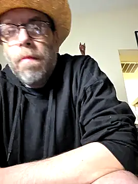 Snapshot of Geaux_Again chatting on 13, 11, 2025 Geaux Again online show from 13, 11, 2025