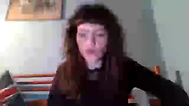 OniricFemme online show from 22, 2, 2025