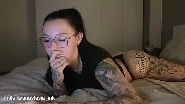 Snapshot of anastasiaink chatting on 12, 9, 2025 anastasiaink online show from 12, 9, 2025