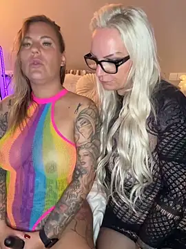 Kira Knight20 online show from 20, 2, 2026