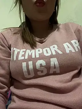 Snapshot of Milk_Mom99 chatting on 2, 3, 2025 Milk Mom99 online show from 2, 3, 2025