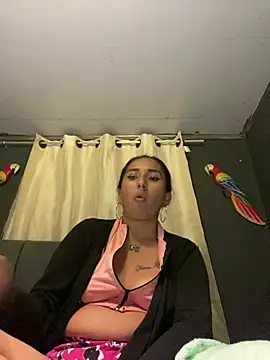 Snapshot of luna_asss chatting on 25, 6, 2026 luna asss online show from 25, 6, 2026