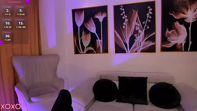 SamanthaKlein  online show from 11, 3, 2026