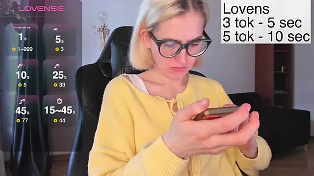 Sexy Sweets online show from 7, 11, 2025