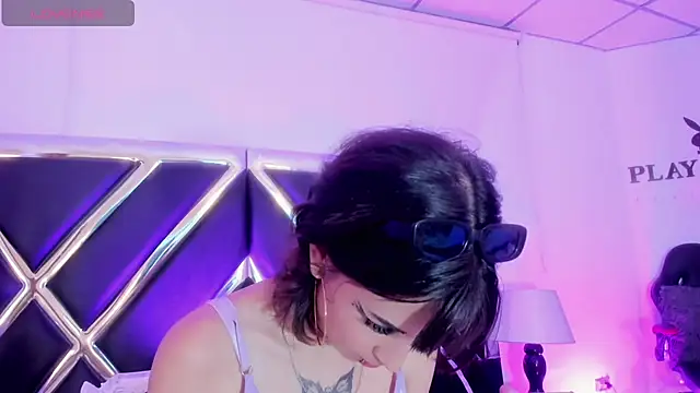 Naomi-Haruno online show from 10, 1, 2025