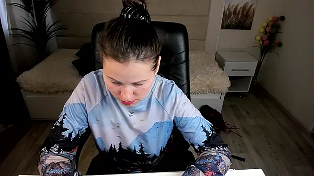 Dana  dom online show from 24, 2, 2025